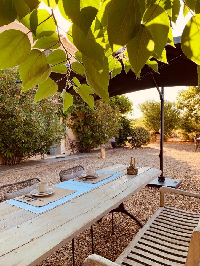 Le Vieux Portail Bed & Breakfast Saint-Saturnin-les-Apt Luaran gambar