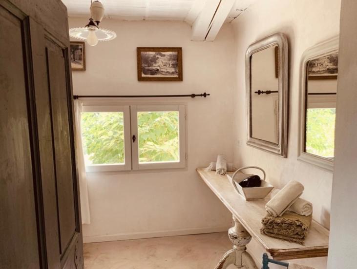 Le Vieux Portail Bed & Breakfast Saint-Saturnin-les-Apt Luaran gambar
