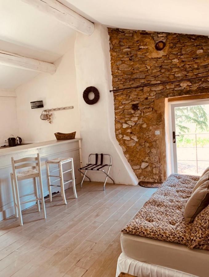 Le Vieux Portail Bed & Breakfast Saint-Saturnin-les-Apt Luaran gambar